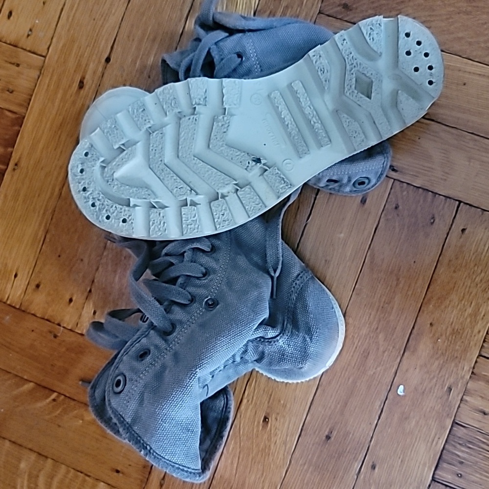 Palladium Canvas Boot - Picture 4 of 6